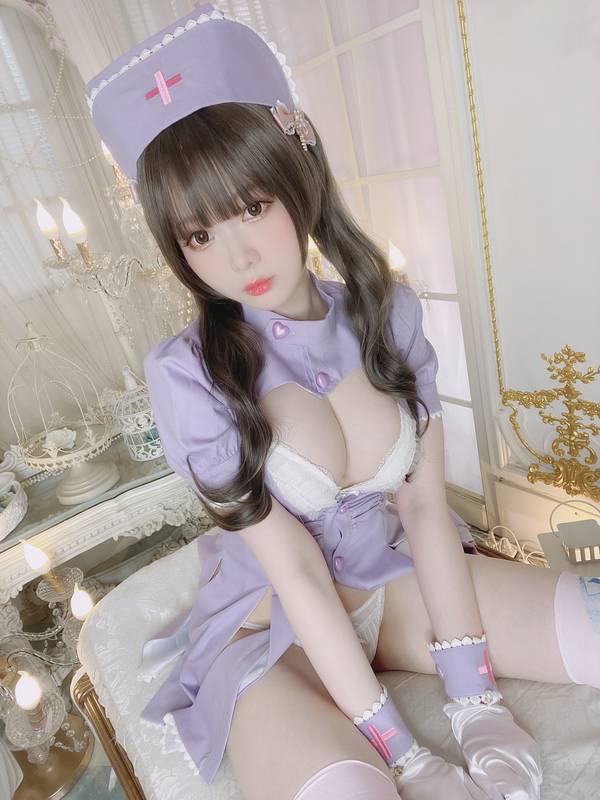 微博妹纸霜月shimo – 紫护士